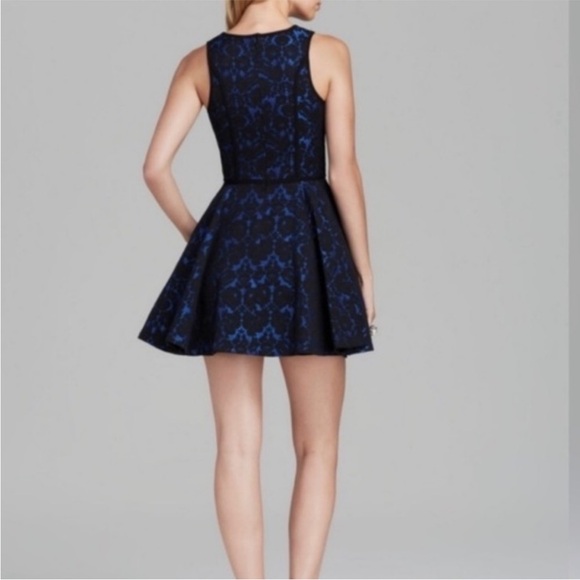 Black Halo Aria Brocade Party Dress size 4 - Picture 2 of 8